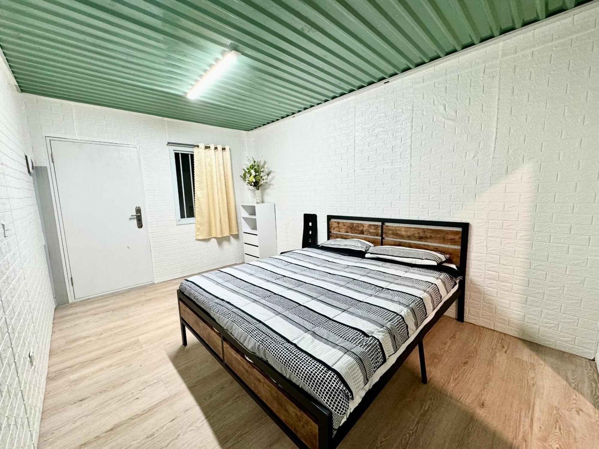 Private Cabin In Central โอ๊คแลนด์ ภายนอก รูปภาพ
